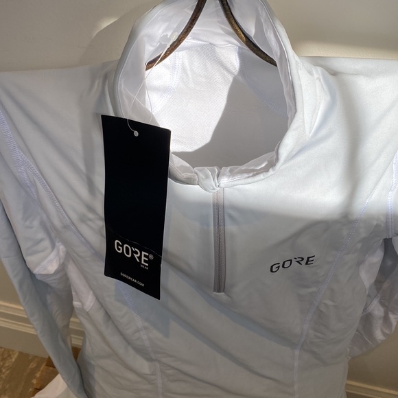 🆕 Gore Windstopper - Picture 10 of 11